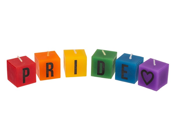 PRIDE διακοσμητικά κεράκια στα χρώματα του ουράνιου τόξου