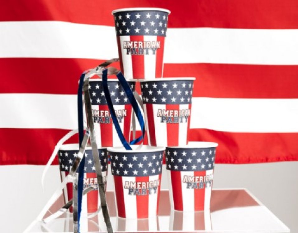 american-party-paper-cups-themed-party-supplies-44956
