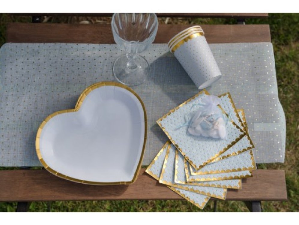white-heart-shaped-paper-plates-with-gold-foiled-edging-party-supplies-for-all-occasions-6811w