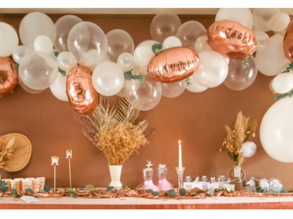do-it-yourself-white-and-rose-gold-garland-with-eucalyptus-for party decoration-91425