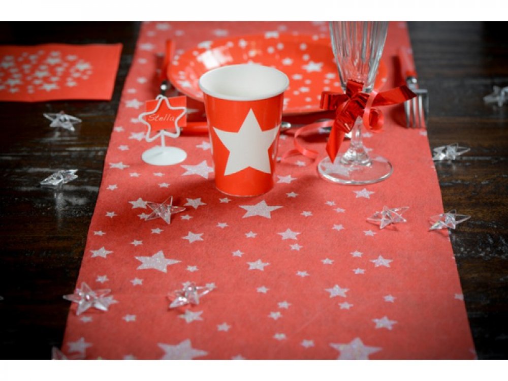 red-runner-with-stars-for-table-decoration-070351r