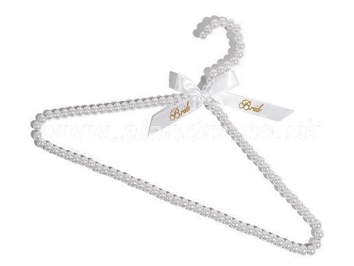 bride-white-hanger-with-pearl-beads-wedding-accessories-hangbtb