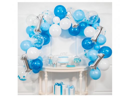 Blue latex balloon garland for a first birthday party decoration