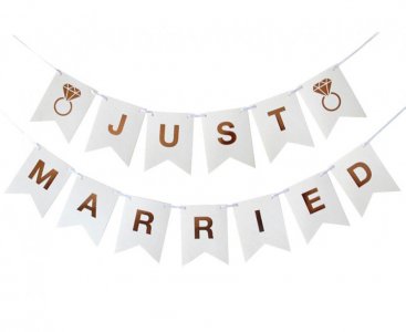 Just Married Άσπρη Γιρλάντα με Ροζ Χρυσά Γράμματα (300εκ)