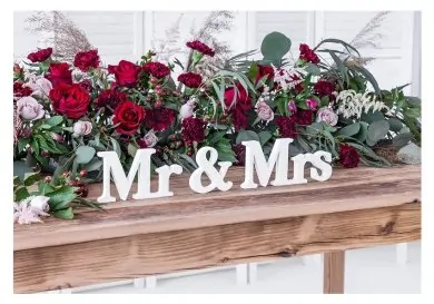 Mr and Mrs White Wooden Table Decoration (50cm x 9,5cm)