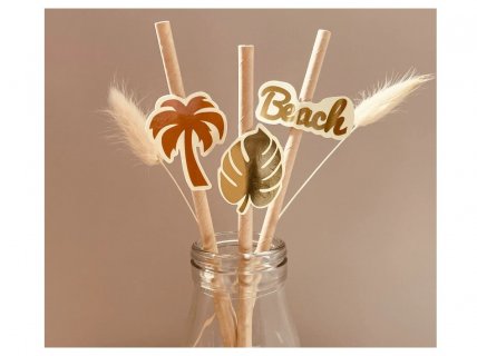 Paper straws for a summer theme party
