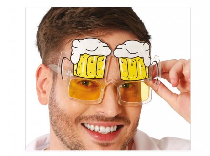 Plastic glasses with beer theme
