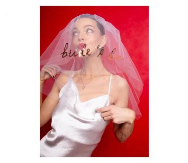Bride to Be λευκό πέπλο με ροζ χρυσά γράμματα για την νύφη