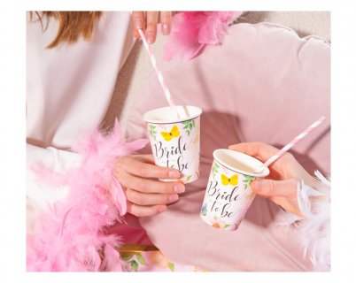 Bride to Be paper cups with flowers design for a bachelorette party theme