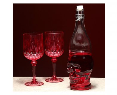 Skull clear bottle for a Halloween theme party