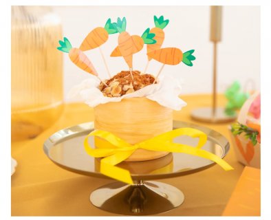 Decorative picks with carrots for an Easter theme party