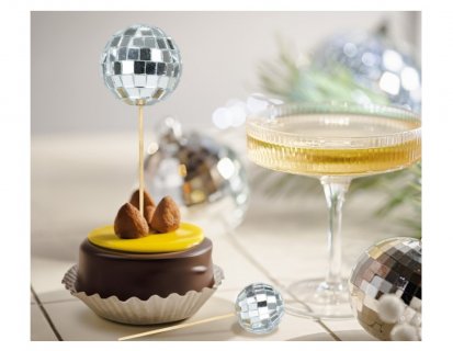 Decorative picks with the silver disco balls