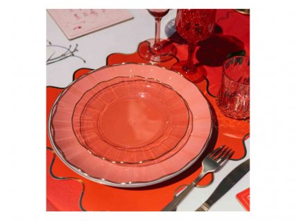 Reusable elegance plastic large plates in pink color