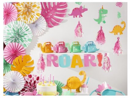 Decorative roar garland for a girl dinosaur party theme
