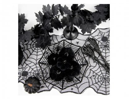 Decorative garland with fabric leaves in black color