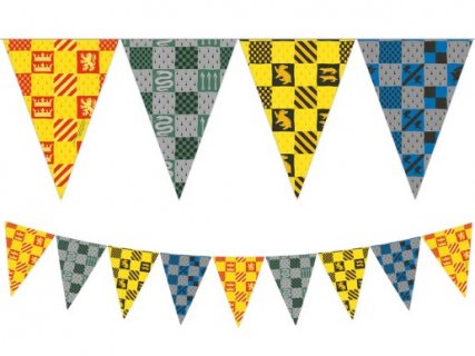 harry-potter-hogwarts-flag-bunting-party-supplies-for-boys-93377