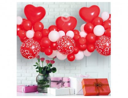 Decorative latex balloon garland for the Valentine's Day