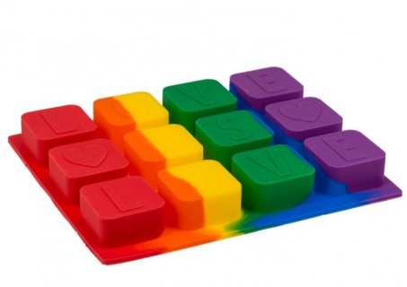 Ice cube tray in rainbow colors for 12 ice cubes
