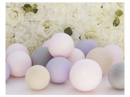Μικρά λάτεξ μπαλόνια σε nude, ροζ, λιλά και γκρι χρώμα για διακόσμηση σε πάρτυ