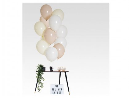 Latex balloons in nude colors for party decoration