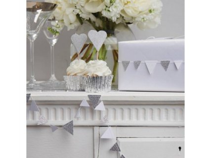 silver-and-white-mini-flags-bunting-for-party-decoration-mp450