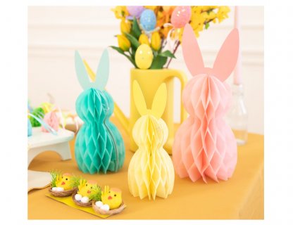 Pastel honeycomb bunnies for an Easter theme table decoration