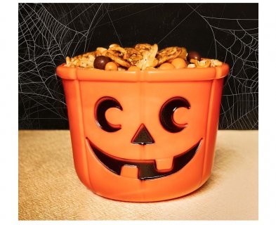 Orange pumpkin plastic bucket for Halloween party