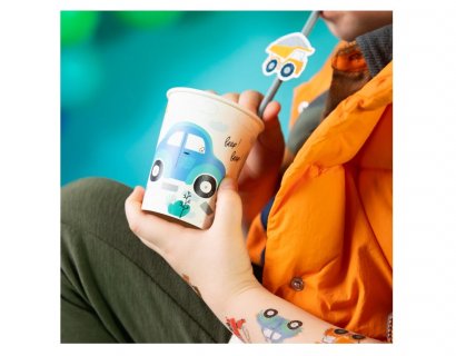 Paper cups with the colorful vehicles theme in 6 different designs.