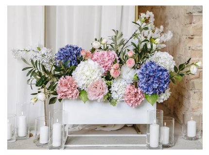 Artificial rose flower in powder pink color with 2 buds