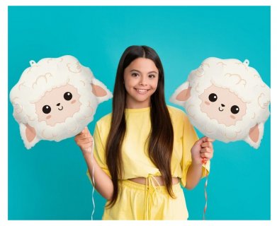 Foil balloon in the shape of a sheep head