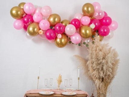 pink-and-gold-balloon-garland-with-flowers-and-eucalytus-for-party-decoration-91498