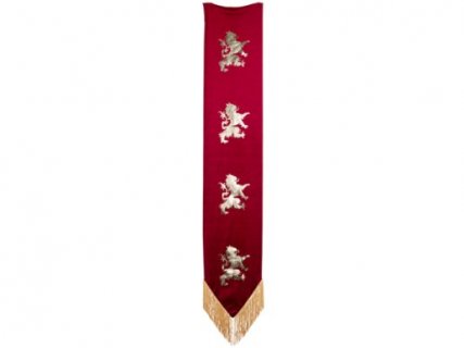 vintage-knights-scarlet-red-velvet-flag-91594