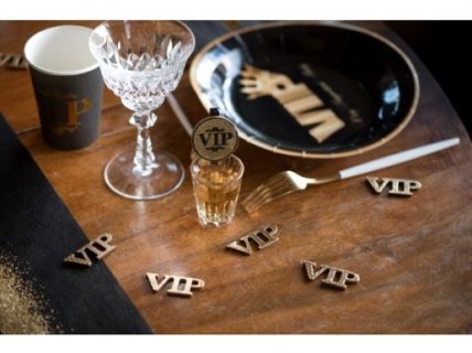 gold-vip-wooden-table-confettis-party-accessories-san6688