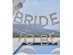 Άσπρη γιρλάντα με ασημοτυπία με τα γράμματα Bride to Be