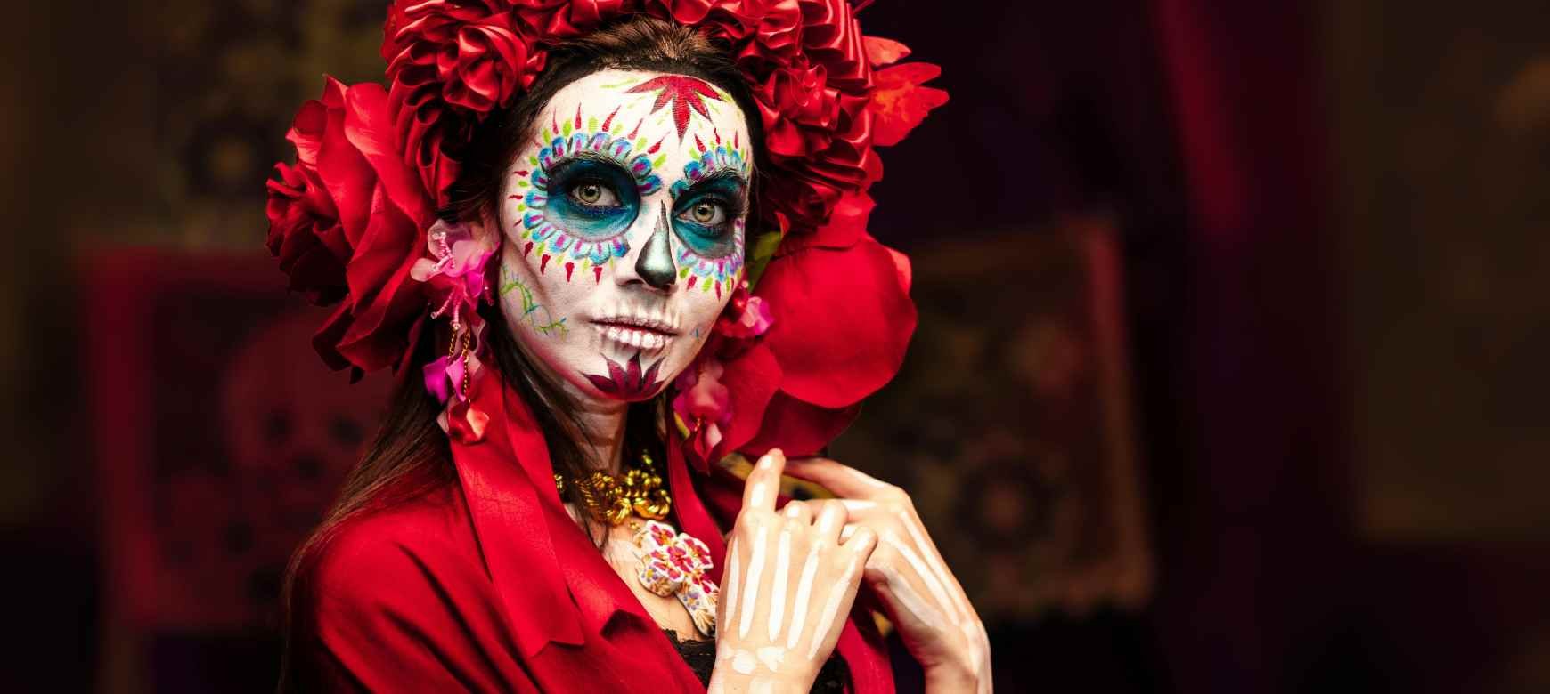 Τα looks του Halloween: Face painting, κοσμήματα για το πρόσωπο & αξεσουάρ που θα σας μεταμορφώσουν!