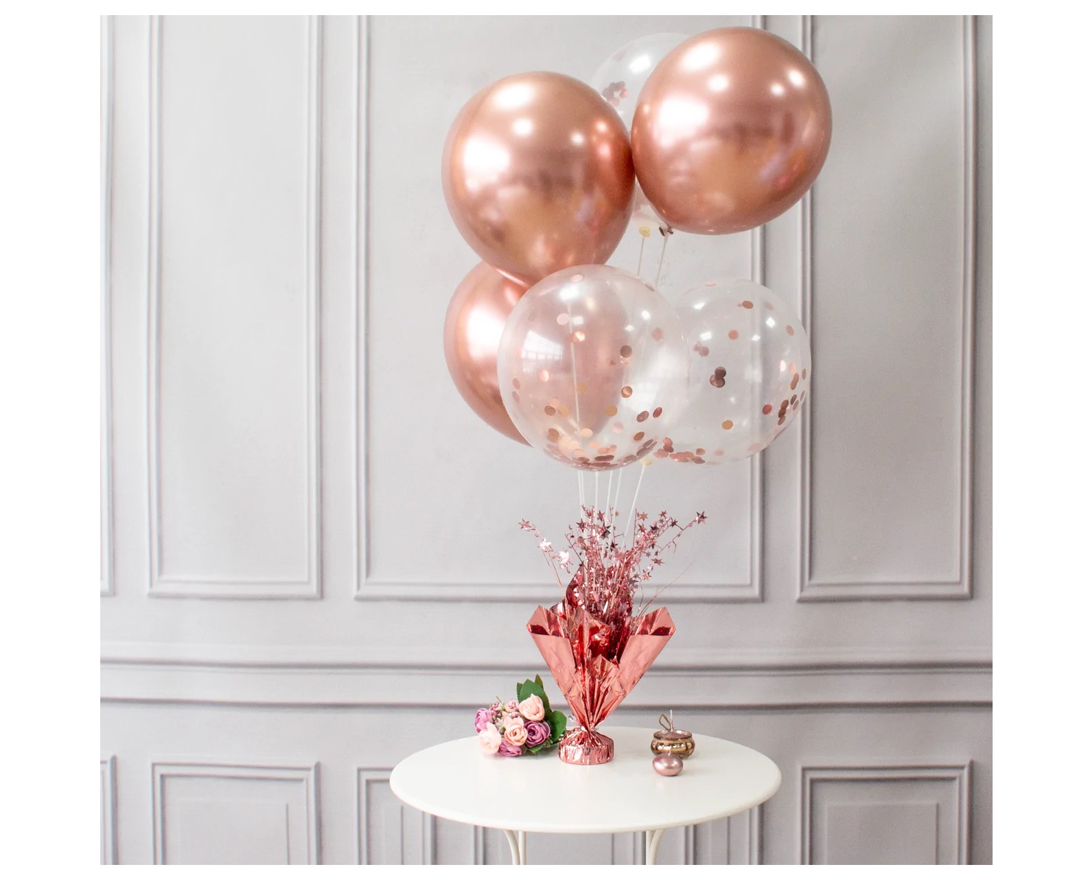 Σύνθεση για μπαλόνια για την διακόσμηση στο τραπέζι σε ροζ χρυσό χρώμα